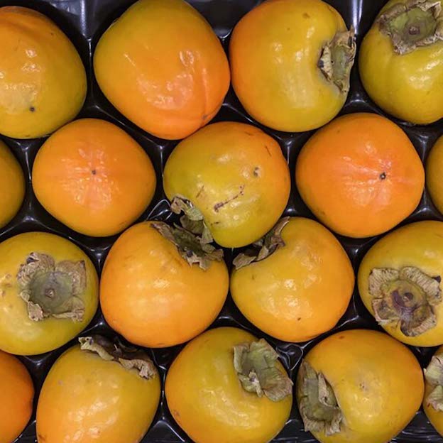 Product: Organic Kaki Fruit| APM Fresh Fruit & Vegetable Wholesalers & Importers UK